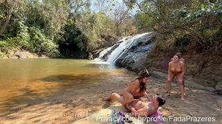 Fada Prazeres e Naturista fit participando de suruba 3